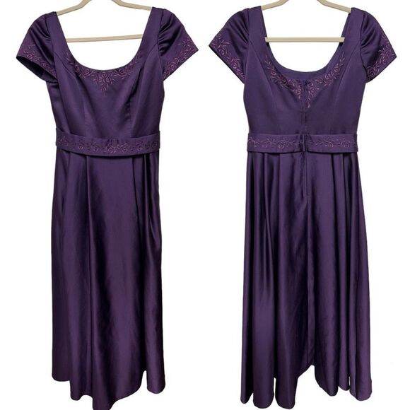 Mori Lee Purple Gown Formal Dress Embroidered Flowers Floral Purple Prom Dress - Picture 1 of 12